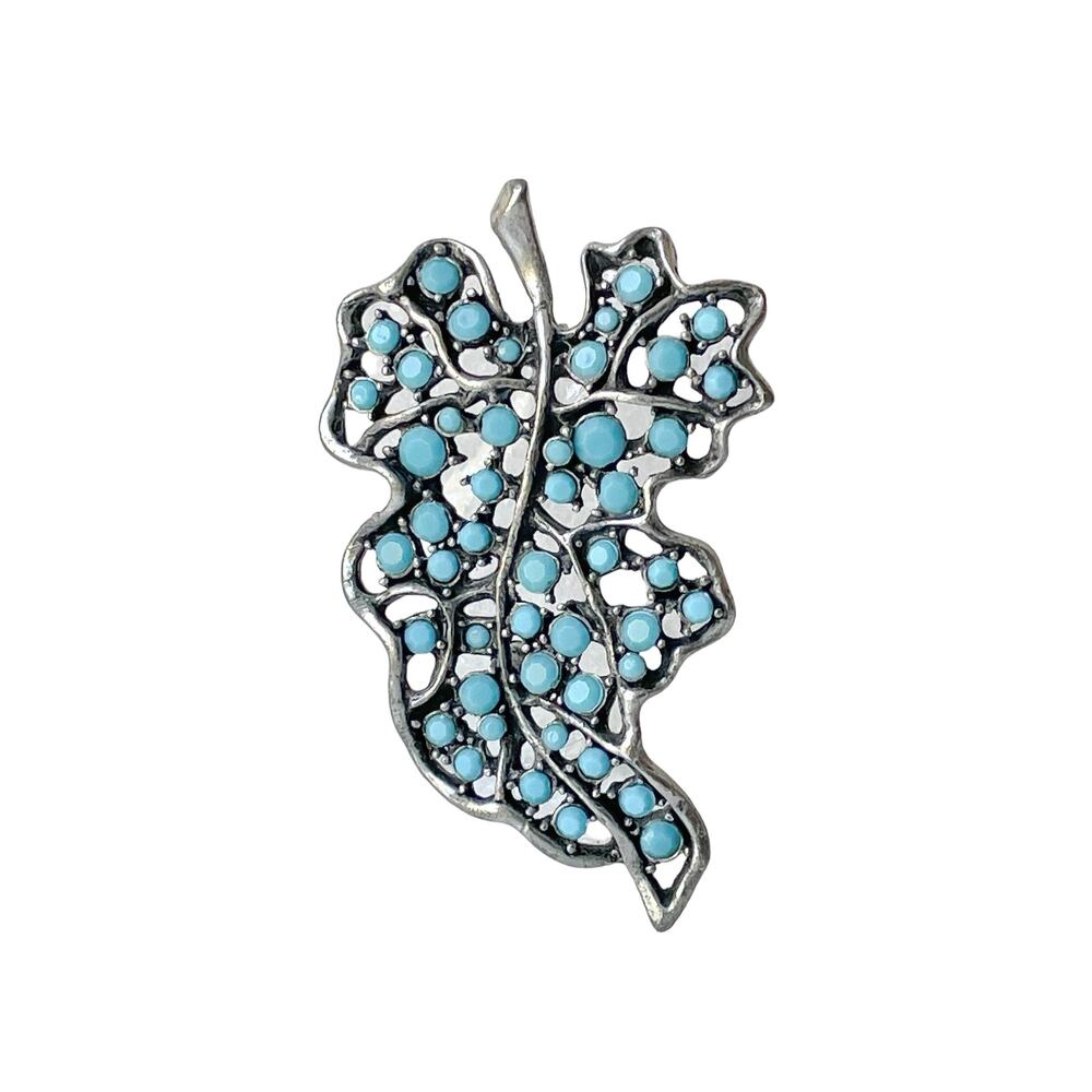 1870s Silver Tone Filgree Faceted Turquoise Round Glass Cabs Leaf Pin Brooch